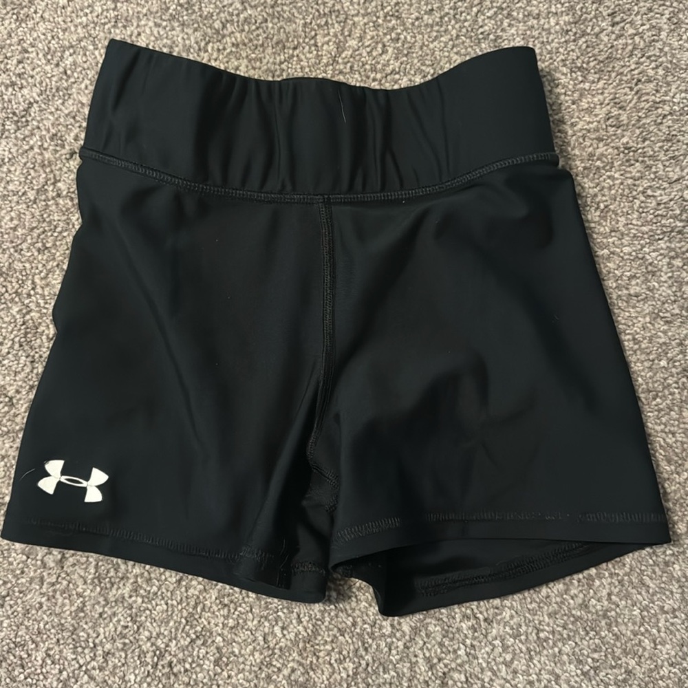 Small black under armour compression shorts